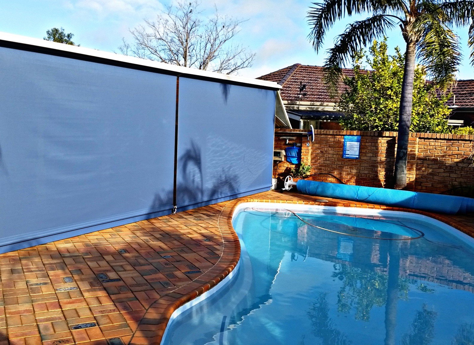 {"uid":"c48f0543-de13-48d6-9393-1d9def3915d3","fte_image_ids":[],"remix_data":[],"origin":"unknown","total_effects_time":0,"total_effects_actions":1,"total_draw_time":0,"total_draw_actions":0,"layers_used":0,"brushes_used":0,"total_editor_time":0,"total_editor_actions":{},"photos_added":0,"effects_applied":1,"effects_tried":0,"longitude":-1,"latitude":-1,"is_sticker":false,"edited_since_last_sticker_save":true,"containsFTESticker":false,"tools_used":{"crop":1}}